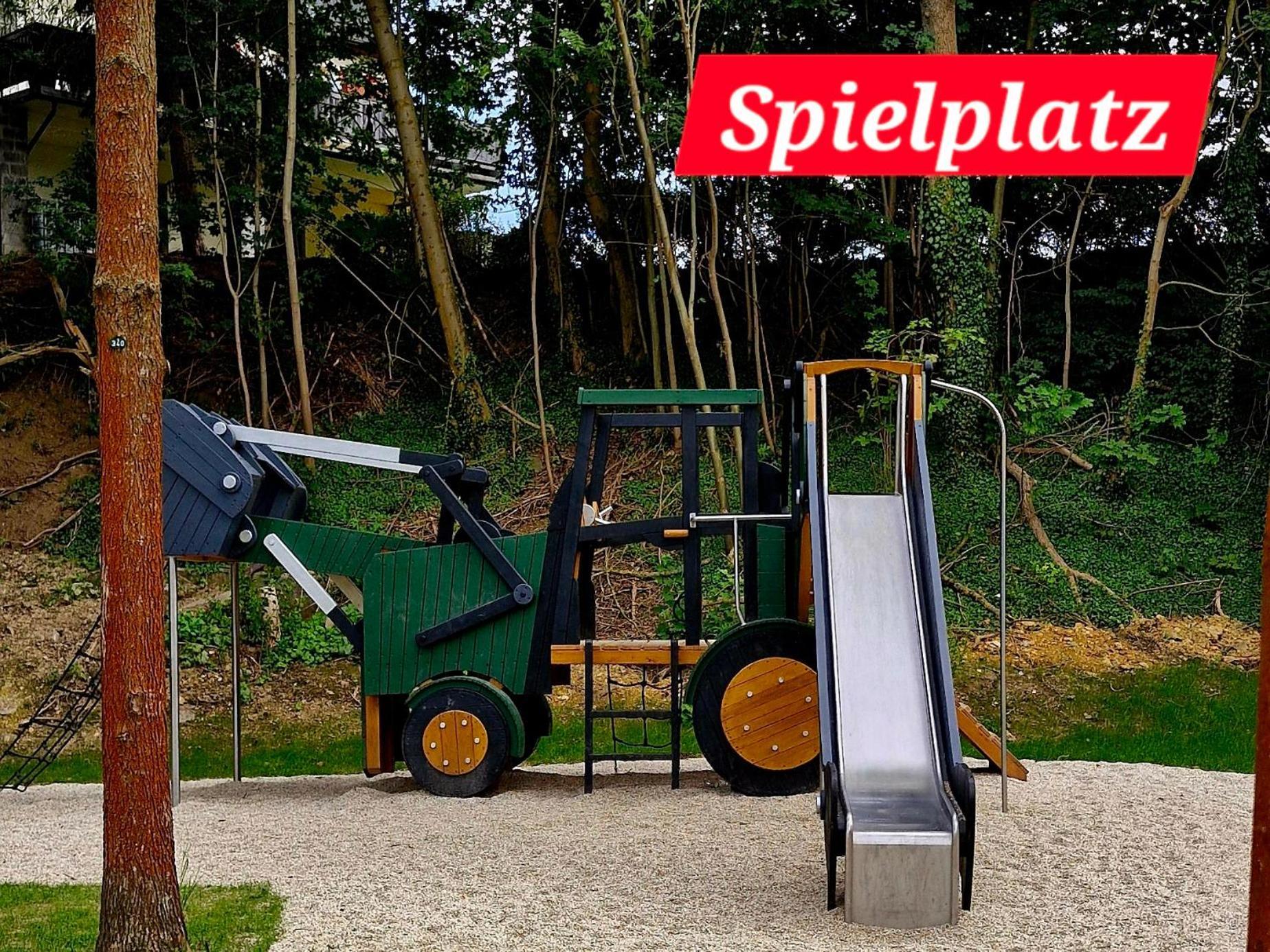 Ferienwohnung "Blick Mylau" - Naehe Freizeitpark Plohn & Weltgroesster Ziegelsteinbruecke ไรเคนบาค อิม โวกท์ลันด์ ภายนอก รูปภาพ